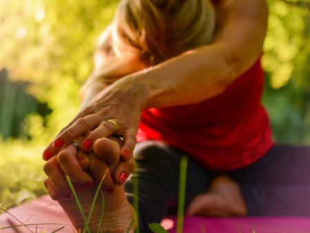 10 exercices sportifs simples à faire en plein confinement