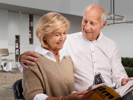 Vous envisagez d’installer un monte escalier ? Voici vos options de personnalisation